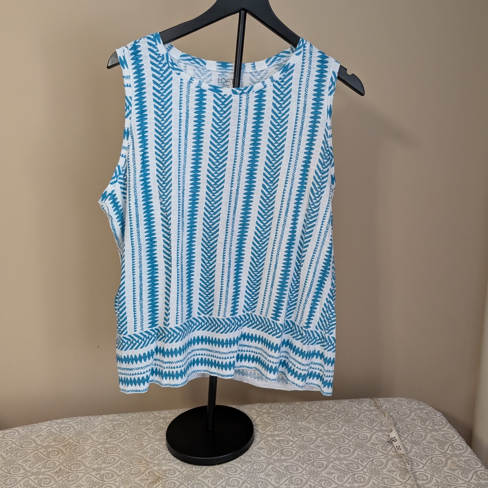 LOFT Outlet Blue and White Sleeveless Top Size XL